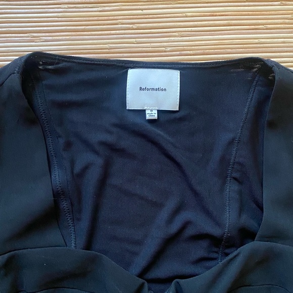 Reformation Amina Black Top size 0 Bell Sleeve Mesh - Picture 5 of 6